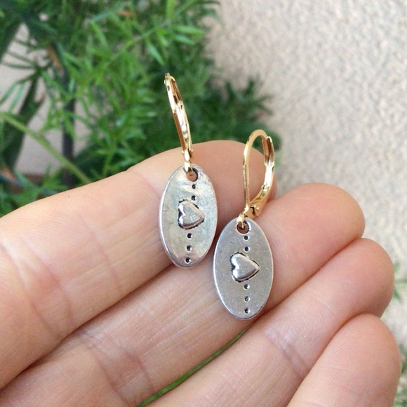 New Sundance Charm handcrafted Earrings - Picture 4 of 6